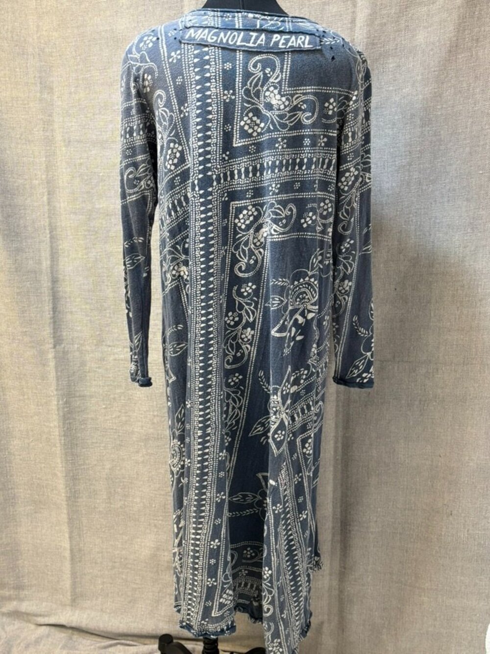 Magnolia Pearl Paisley Bandana Print Tee Dress, Blue & White OS - Picture 5 of 9